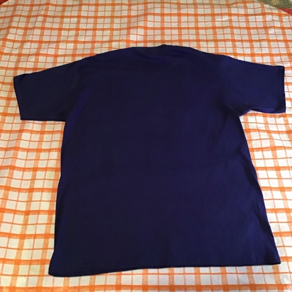 Be A Goldfish T-Shirt - Picture 2 of 5